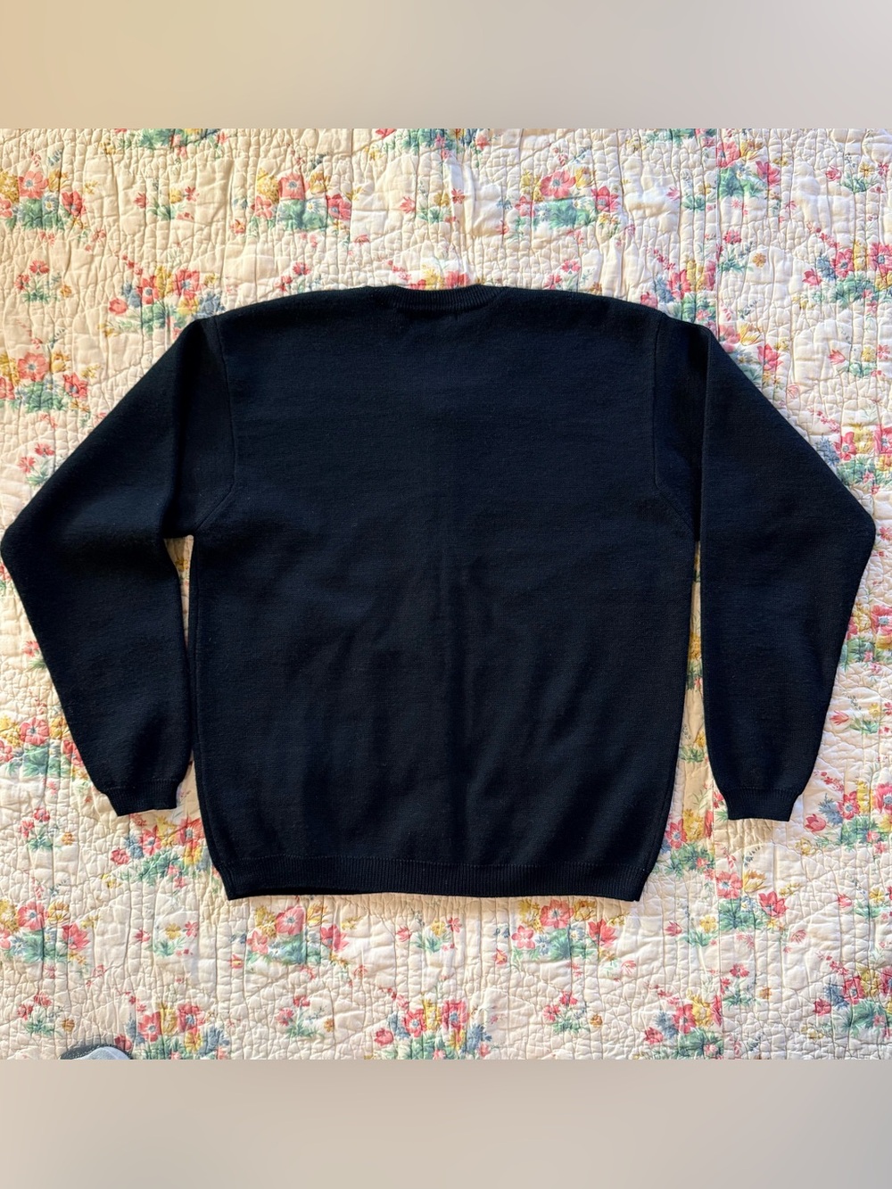 Classic Talbots 100% Merino Wool Black Button Cardigan Sweater - Medium - Picture 4 of 4